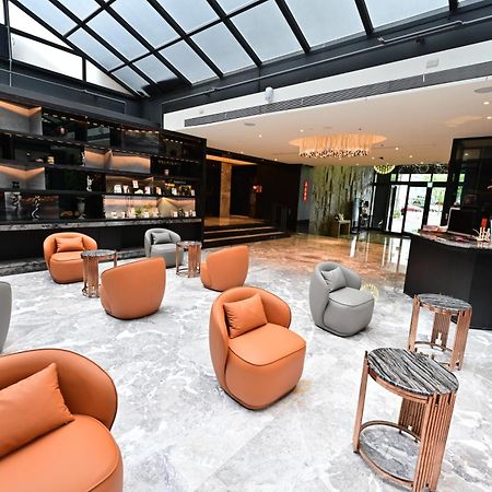 Sun Hao Hotel Tajcshung Kültér fotó